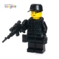Preview: Custom Figur Spezialeinheit SWAT aus LEGO® Teilen mit Custom Cap und Waffe black R1/R1/F2