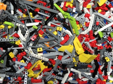 0,5 kg LEGO TECHNIC ca. 300 parts New