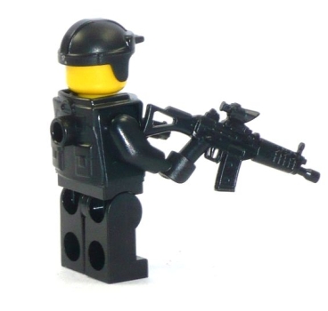 Custom Figure SWAT Police with weapen and much accessories made of LEGO bricks (Mini4.)